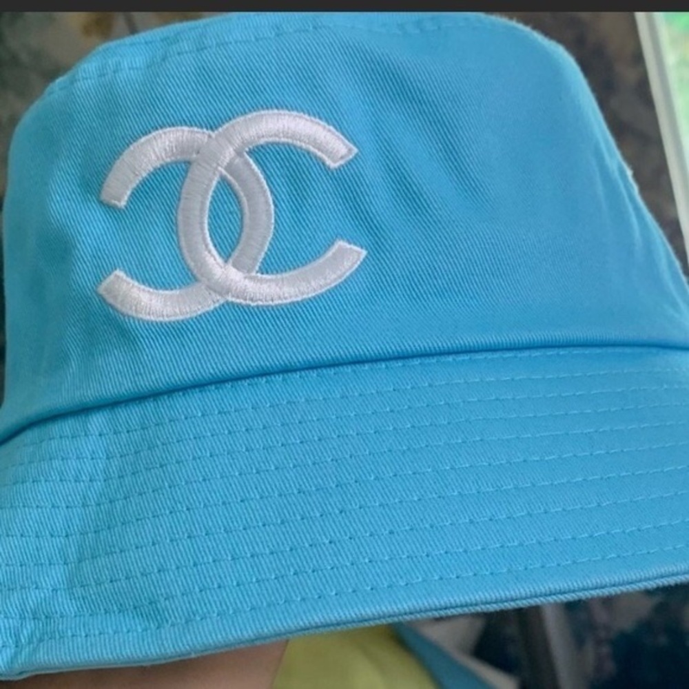 Chanel logo  bucket hat women